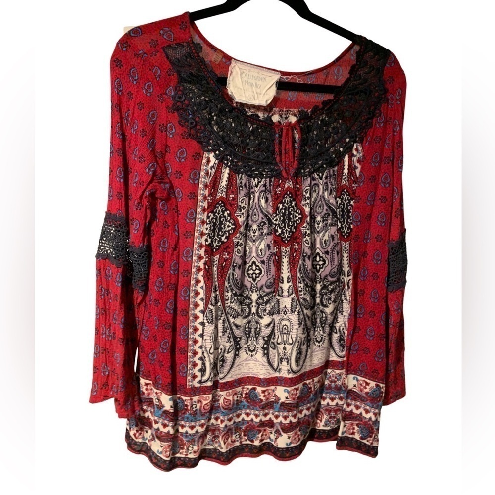 Women’s California Moonrise Red Top